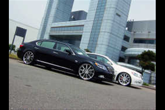 SKIPPER フロントリップスポイラー・サイドステップ・リアアンダースポイラー・インレットグリル(FRP）4点セット for レクサス LS USF41/46 UVF46型(LS460L/600hL) 前期