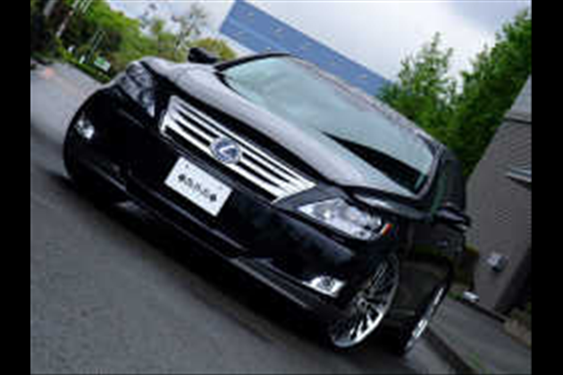 SKIPPER フロントリップスポイラー・リアアンダースポイラー(カーボン）・サイドステップ・トランクスポイラー(FRP） 4点セット for レクサス LS UVF46型(LS600hL) 中期