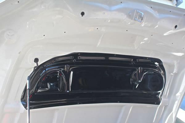 GARAGE VARY ND ROADSTER
ボンネット用雨どい　1.5L