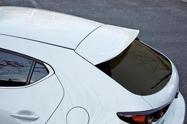 GARAGE VARY MAZDA3(BP)　リアルーフスポイラー