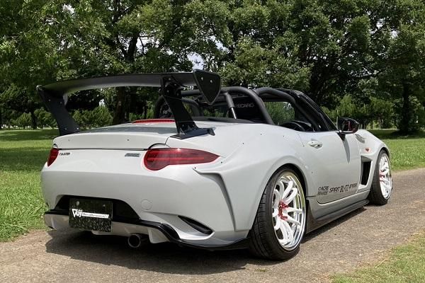 GARAGE VARY ND ROADSTER　なんちゃってブリスターフェンダー