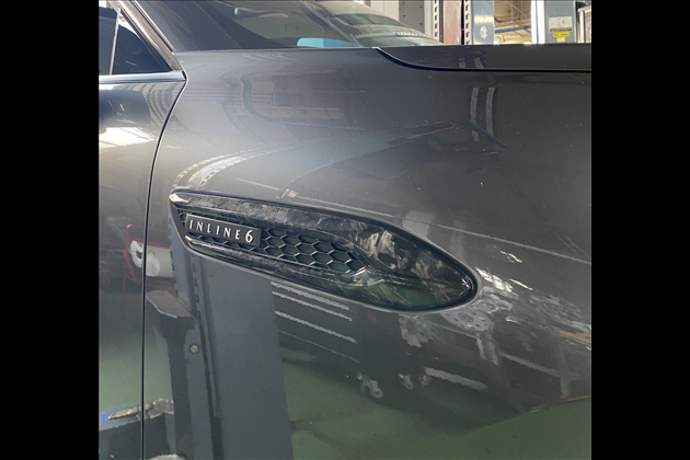 HM RACERS オリジナル サイドシグネチャー クラッシュカーボン製(左右セット金額） for CX-60 KH3R3P－100001～/KH5S3P－100001～/KH3P－100001～