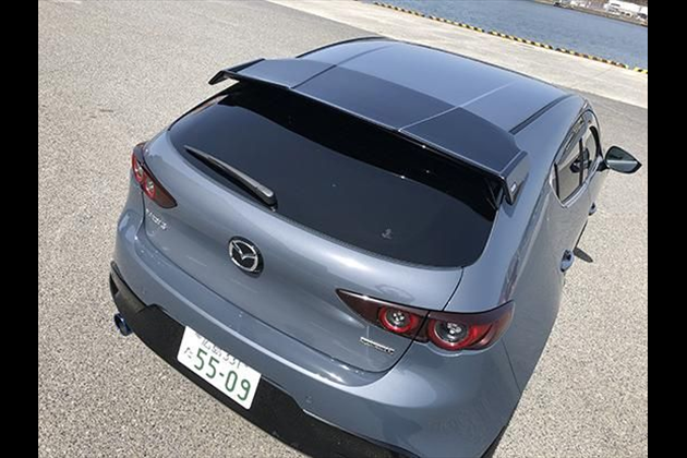 LEG MOTOR SPORT クラブスポーツ ルーフスポイラー TCR ピアノブラック for MAZDA3 FASTBACK