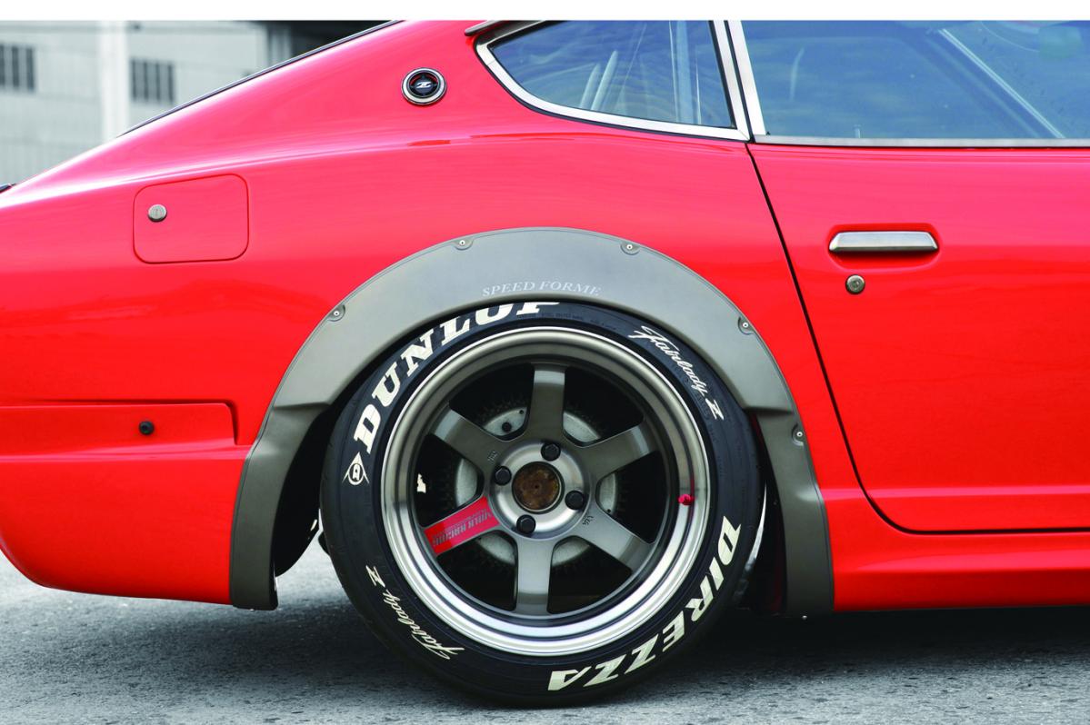 SPEED FORME FRONT OVER FENDER AERO VERSION / FRP for S30 フェアレディZ