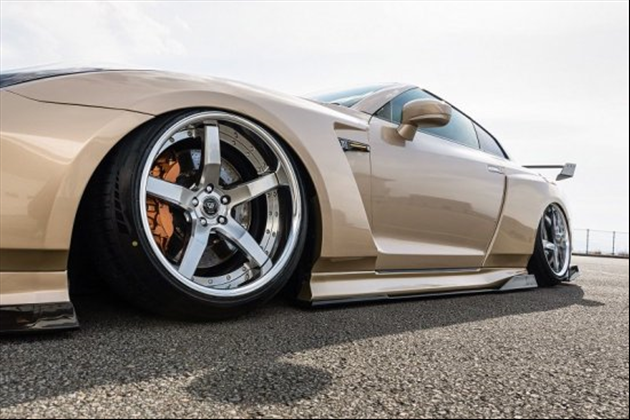 Kuhl Racing 35R-MY24 EDITION 30mmワイドフェンダーキット for R35 GT-R