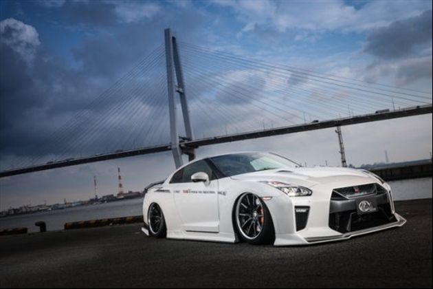 Kuhl Racing Ver2 35R-SS R35GT-R　フロントディフューザー for R35 GT-R