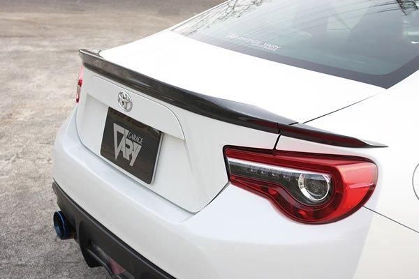 GARAGE VARY トランクスポイラー(カーボン) for ZC6 BRZ