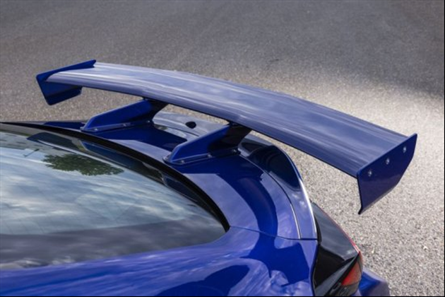 KUHL 03R/04R-GT ZD8BRZ　ローマウントGTウイング for ZN8 GR86