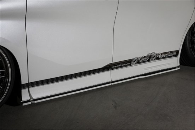 Kuhl Racing Ver2 30A-GT 30ALPHARD　サイドステップ 4分割TYPE for 30 アルファード