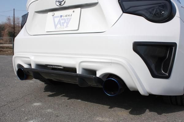 GARAGE VARY リアディフューザー+センターフラップ(FRP + カーボン) for ZN6 86(前期)