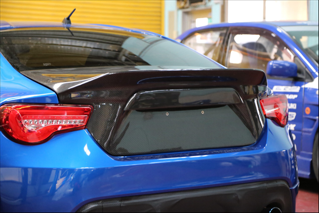 Pleasure Racing Service ダックテールカーボントランク for 86 ZN6