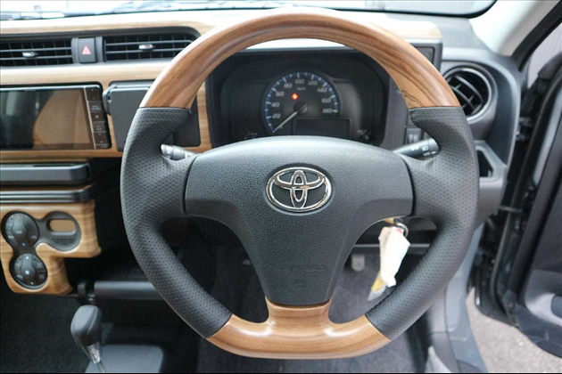 Dynasty Ground 本革ガングリップD型アッシュウッドコンビハンドル for プロボックス 160系 全グレード