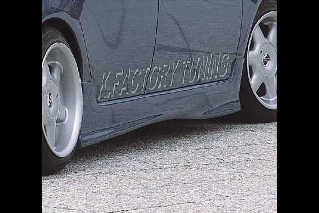 AERO OVER スタイリッシュサイドスカートfor カローラアレックス NZE121/ZZE123/NZE124 前期モデル（2001年1月～2002年8月）