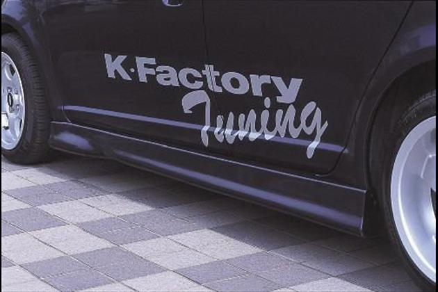 AERO OVER 10系用スタイリッシュサイドスカート２Dr/４Drfor ヴィッツ SCP10， NCP10 前期